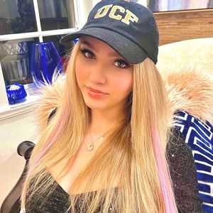 Meet your Posher, Savannah